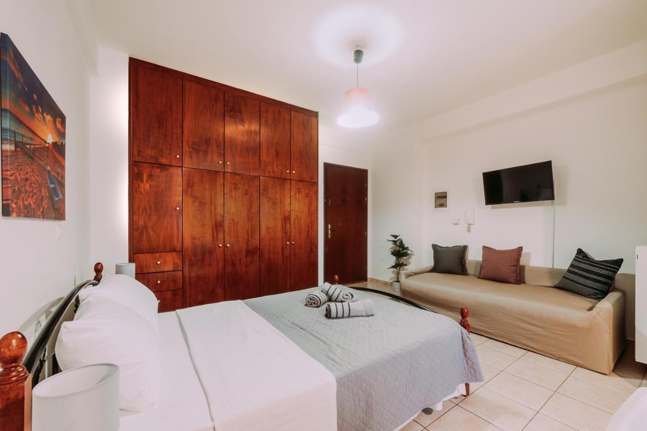 Apartamento House In The Center Kalamata Exterior foto